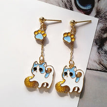 Load image into Gallery viewer, Cat earring